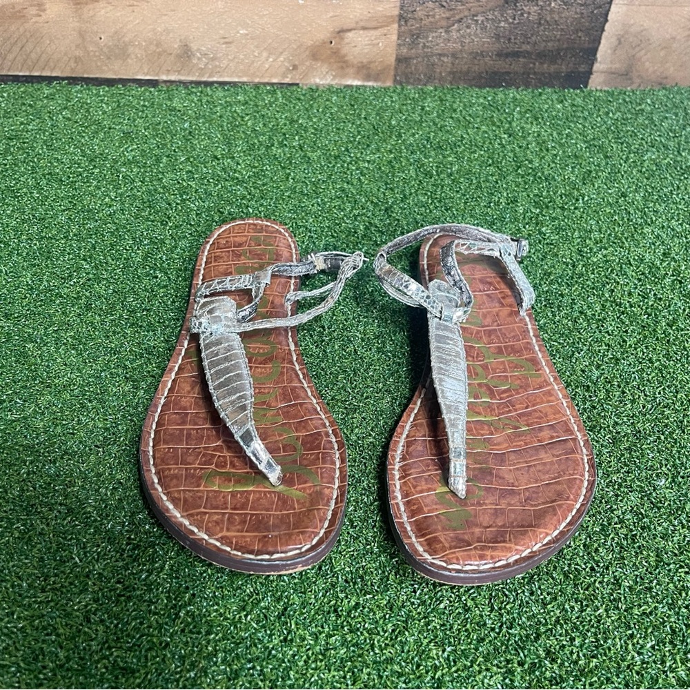 Sam Edelman Women's T-Strap Round Toe Flat Sandals Gold Size 6.5‎